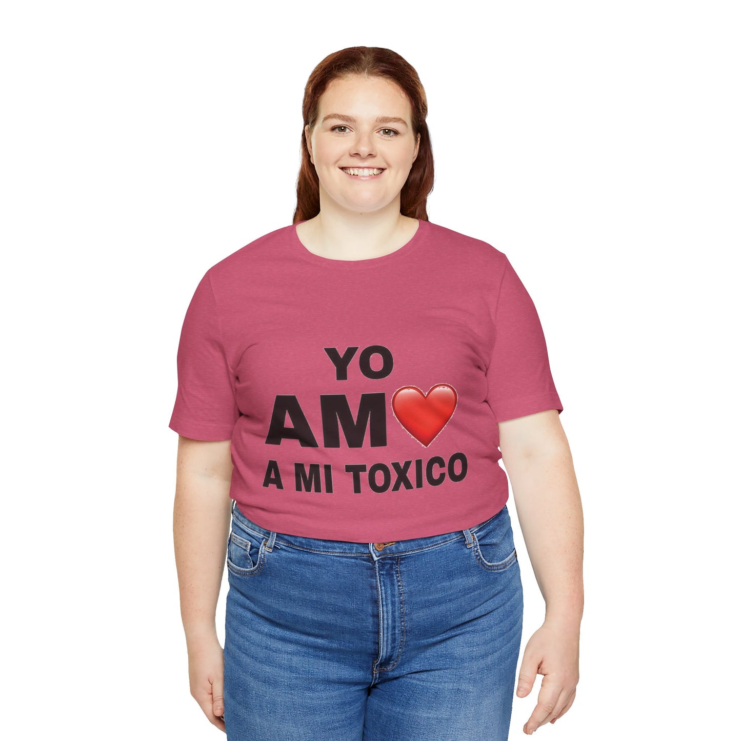 Unisex Funny Relationship Tee - "Yo Amo a Mi Tóxico", Casual Gift, Valentine's Day, Couples Shirt, Trendy Style, Humorous Apparel