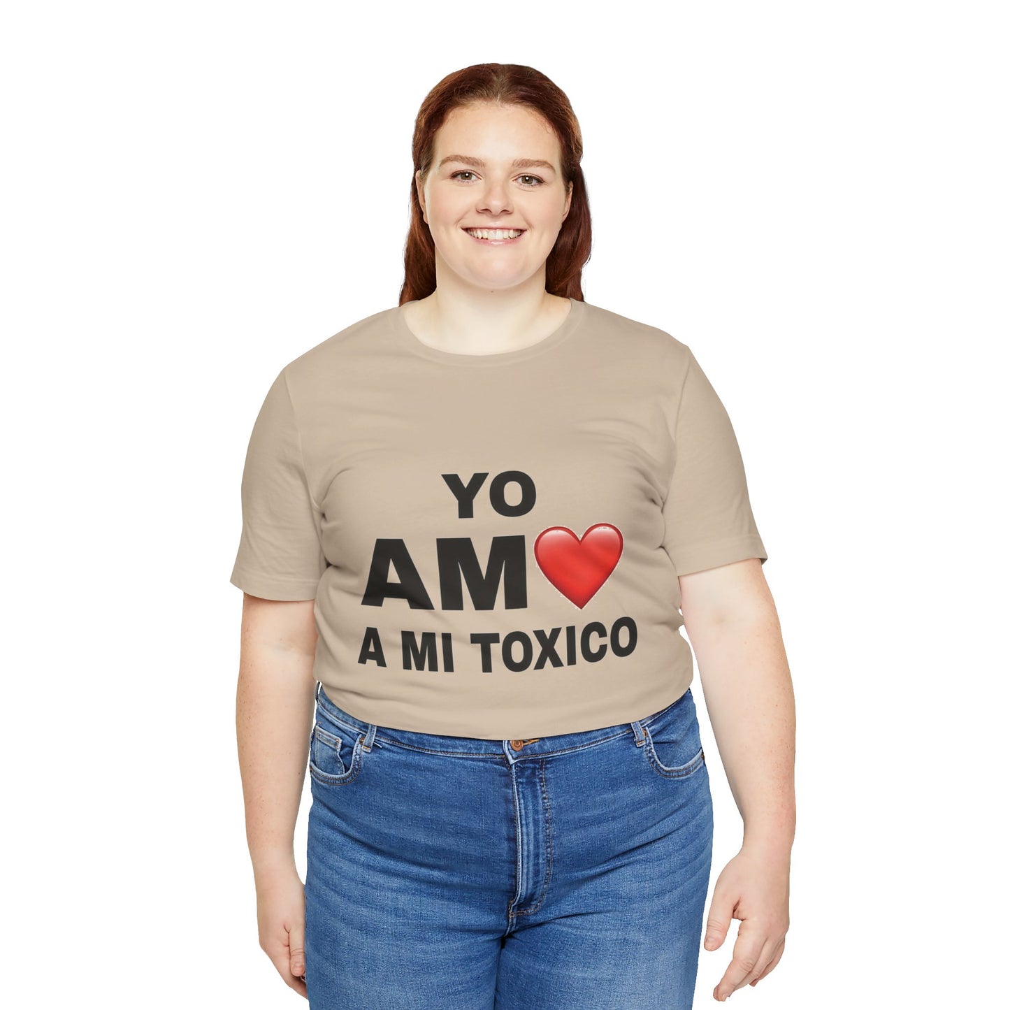 Unisex Funny Relationship Tee - "Yo Amo a Mi Tóxico", Casual Gift, Valentine's Day, Couples Shirt, Trendy Style, Humorous Apparel