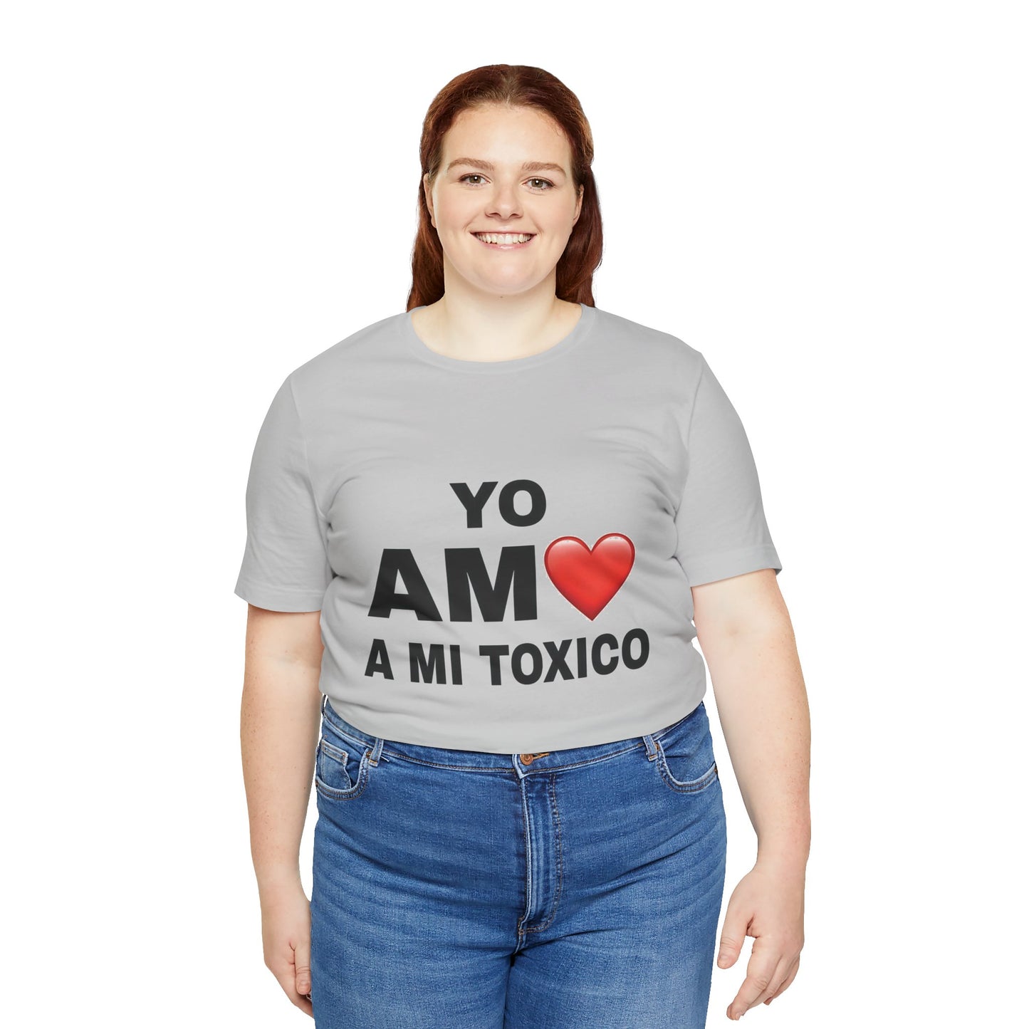 Unisex Funny Relationship Tee - "Yo Amo a Mi Tóxico", Casual Gift, Valentine's Day, Couples Shirt, Trendy Style, Humorous Apparel