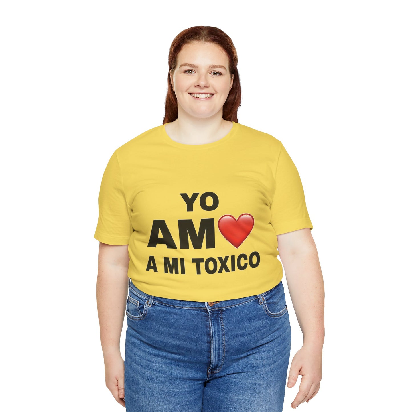 Unisex Funny Relationship Tee - "Yo Amo a Mi Tóxico", Casual Gift, Valentine's Day, Couples Shirt, Trendy Style, Humorous Apparel